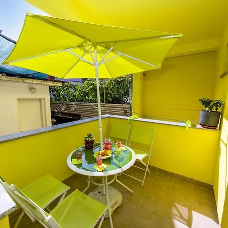Apartment In Riviera 27823