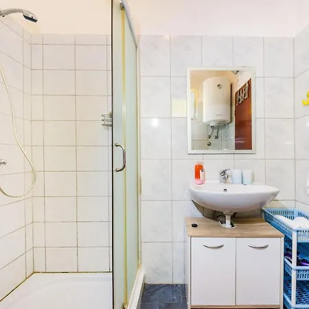 Apartment In Riviera 27823 Zadar